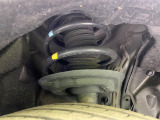 お車を安心してお乗りいただく為には、足回りの定期点検が欠かせません。サービスサポート(有償保証)では無料点検もご提供しており、安心のカーライフをお過ごしいただけるサポート体制が整っています。