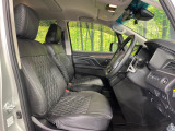運転席シート廻りは使用感も少なく、良好な状態となっています。丁寧に使われていたことがよくわかりますね。