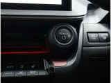 ポケットやバッグからキーを出さずにスマートに乗り込め、ボタンプッシュでおしゃれにエンジンスタートです。盗難防止イモビライザーも装備で安心です!