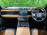 ディフェンダー 110 X ダイナミック HSE 3.0L D300 ディーゼル 4WD 