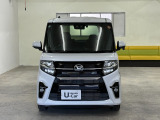『両側電動スライドドア』 スーパーなどでの狭い駐車場でも乗り降りが楽々♪お子様が隣の車にドアを当ててしまう心配もございません!小さなお子様連れの方もこれで安心