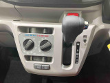 納車前にはプロのメカニックが、各部の点検を行います。ディーラーにしか出来ない品質、そしてサービスできっと満足していただけると思います!