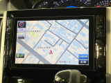 【純正8型ナビ】人気の純正ナビを装備しております。ナビの使いやすさはもちろん、オーディオ機能も充実!キャンプや旅行はもちろん、通勤や買い物など普段のドライブも楽しくなるはず♪