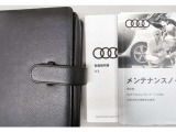 ■禁煙車 ■新車時保証書 ■取扱説明書 ■ディーラー点検記録簿(R03〜07)