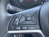 ハンドルにスイッチが付いており、音量やチャンネルを変えることができたり、ハンズフリー通話の応答もお手元で出来ちゃいます♪