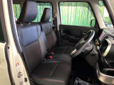 運転席シート廻りは使用感も少なく、良好な状態となっています。丁寧に使われていたことがよくわかりますね。