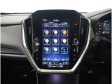 11.6インチの縦型ディスプレイに、ナビゲーション機能をはじめ、エンターテインメント、車両情報、エアコン操作、各種設定などを集約。タブレットのような感覚で、直感的に操作できます。