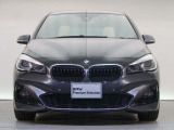 クラックの入りやすい輸入車のヘッドライトへコーティング・クリア施工も承っておりますので、どうぞお気軽にご相談ください!