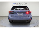 リヤフォグランプ装備。悪天候など視界の悪い時に点灯することで後続車両に自車の存在をアピール。追突事故のリスクを減らします(視界の良い時の点灯はお控えください)、