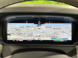 インタラクティブドライバーディスプレイ『フルスクリーンの3Dマップの表示が行えます。』ドライビングの喜びを一層高める機能です。