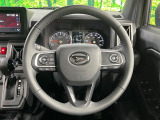 【純正革巻きステアリング】上質な革を使用することで、手にしっかり馴染みとても運転しやすいハンドルです♪
