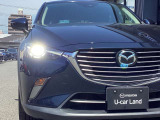 アダプティブLEDヘッドライト カメラや車速センサーと連動して、ハイ、ロー、ワイドローのLEDライトを常に最適な配光に自動制御する優れものです!