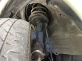 お車を安心してお乗りいただく為には、足回りの定期点検が欠かせません。サービスサポート(有償保証)では無料点検もご提供しており、安心のカーライフをお過ごしいただけるサポート体制が整っています。