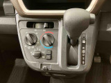 納車前にはプロのメカニックが、各部の点検を行います。ディーラーにしか出来ない品質、そしてサービスできっと満足していただけると思います!