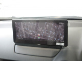マツダコネクトの8.8インチワイドセンターディスプレイです。『Android Auto』『Apple CarPlay』や独自のコネクテッドサービスに対応したインターフェイスシステムです。