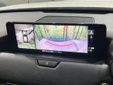 【360&deg;ビューモニター】専用のカメラにより、上から見下ろしたような視点で360度クルマの周囲を確認することができます☆死角部分も確認しやすく、狭い場所での切り返しや駐車もスムーズに行えます。