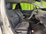 運転席シート廻りは使用感も少なく、良好な状態となっています。丁寧に使われていたことがよくわかりますね。