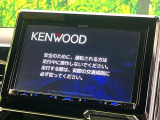 【大画面ナビ】人気の大型8インチナビを装備。存在感のある大画面はインパクト大!ナビ利用時のマップ表示は見やすく、テレビやDVDは臨場感がアップ!いつものドライブがグッと楽しくなります