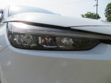 切れにくく明るいLEDヘッドライト装備!