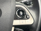 【レーダークルーズコントロール】高速道路での長距離走行が楽に!!自動で速度を保つクルーズコントロールが、衝突軽減システムと連携し、前方の車両を感知して車間を保つように速度調節してくれます!!