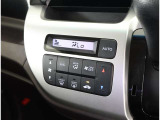 エアコンはオートエアコンで車内の温度も快適ですね☆