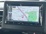 お出かけの際に安心のナビ付です☆バックカメラ機能で駐車もスムーズに行えます。