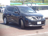 エクストレイル 2.0 20Xtt エマージェンシーブレーキパッケージ 4WD 2列車