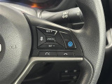 【プロパイロット】運転支援システムが搭載されております。全車速域追従式クルーズコントロールやレーンキープで長距離運転をアシスト。