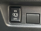 ハンズフリーオートスライドドア!スライドドア下に足先を出し入れすると2つのセンサーで感知して自動開閉するんですよ!