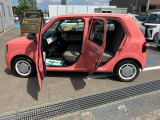 安全安心な走行のために、納車前には小さなクルマを知り尽くしたエキスパートが基本性能に関わる機能や状態を徹底的に点検しています。