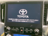 【メーカー純正ナビ】インテリアに溶け込むスタイリッシュな「専用設計」メーカーナビを装備♪視認性や操作性など基本性能にも優れ、より上質なカーライフをお楽しみいただけます。