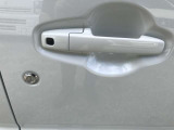お車は一生の内にそう何度も買いなおされるものではありません。なので後悔の無いお車選びとカーライフ私たちK-smileにサポートさせて下さい!