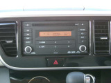 CD,FM,AM電子チューナーです。