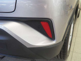コーナーセンサーもついておりますので、駐車時も安心です。