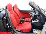 当店ではスポーツグレードや人気車種・上級グレードを主に仕入れ強化しております!中古車でお買い得感あるお車展示中となっておりますのでお客様のご来店、お見積もり依頼お待ちしております。