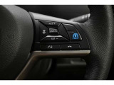 プロパイロツトシステム搭載!運転者が設定した車速と車間距離を保ちながら、車線中央付近走行するための運転操作を支援します。