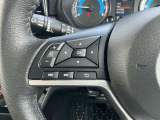 ナビの音量など車両情報を手元で操作できるハンドルスイッチ付き。