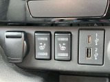 シートヒーター完備。寒い日に役に立つ装備です。