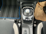 e-POWERのシフトノブです。低燃費でハイパワー。自信を持ってお薦め致します。