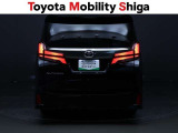 リヤのコンビネーションランプは後続車からも確認しやすいデザインです。