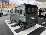 私たちは販売だけのお店では ありません。ご購入後のメンテナンスや車検、もしもの事故の際の対応など、お客様を末永くサポートさせていただくために『近隣のお客様限定』でお車をご案内させていただいております。
