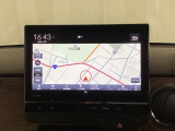 ナビゲーションはフルセグTV、インターナビ対応のGathers純正メモリーナビを搭載しています。Bluetoothオーディオ機能がありますので、スマートフォンなどの音楽も再生できます。