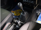 【車屋】として、長く車業界に従事した経験豊富なスタッフが多数在籍しております。