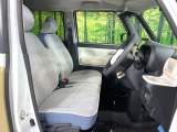運転席シート廻りは使用感も少なく、良好な状態となっています。丁寧に使われていたことがよくわかりますね。