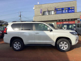 ご成約のおクルマ全て、エンジンオイルを交換してご納車させていただきます!また、点検時に消耗品の状態確認も行い必要に応じて新品交換させていただきます!