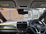 運転席周りの視界もよくハンドルも軽い取り回しなのですごく運転がしやすい車です。