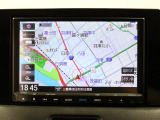 【純正8インチナビ】使いやすいナビ操作にオーディオ機能も充実!Bluetooth接続で運転中のハンズフリー電話や好みの音楽を車内に流す事が出来ます。ラインナップや車種に応じて豊富な機能が使用可能♪