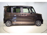 N-BOXカスタム L 4WD 