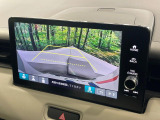 【バックカメラ】駐車時に後方がリアルタイム映像で確認できます。大型商業施設や立体駐車場での駐車時や、夜間のバック時に大活躍!運転スキルに関わらず、今や必須となった装備のひとつです!