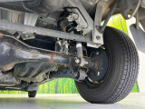 お車を安心してお乗りいただく為には、足回りの定期点検が欠かせません。サービスサポート(有償保証)では無料点検もご提供しており、安心のカーライフをお過ごしいただけるサポート体制が整っています。